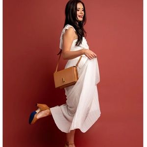 Dr. LIZA shoulder bag | CARAMELO